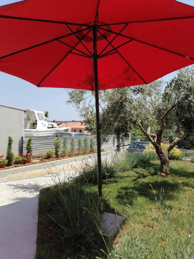 Leona Apartment Vidikovac, Pula Exterior foto